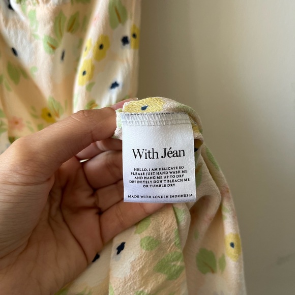 With Jéan Isabel Dress - Picture 9 of 11